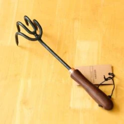 Barebones Cultivator Rake – Power Through Tough Soil With Ease -Ed's plant shop cultivator rake power through tough soil with ease 777470
