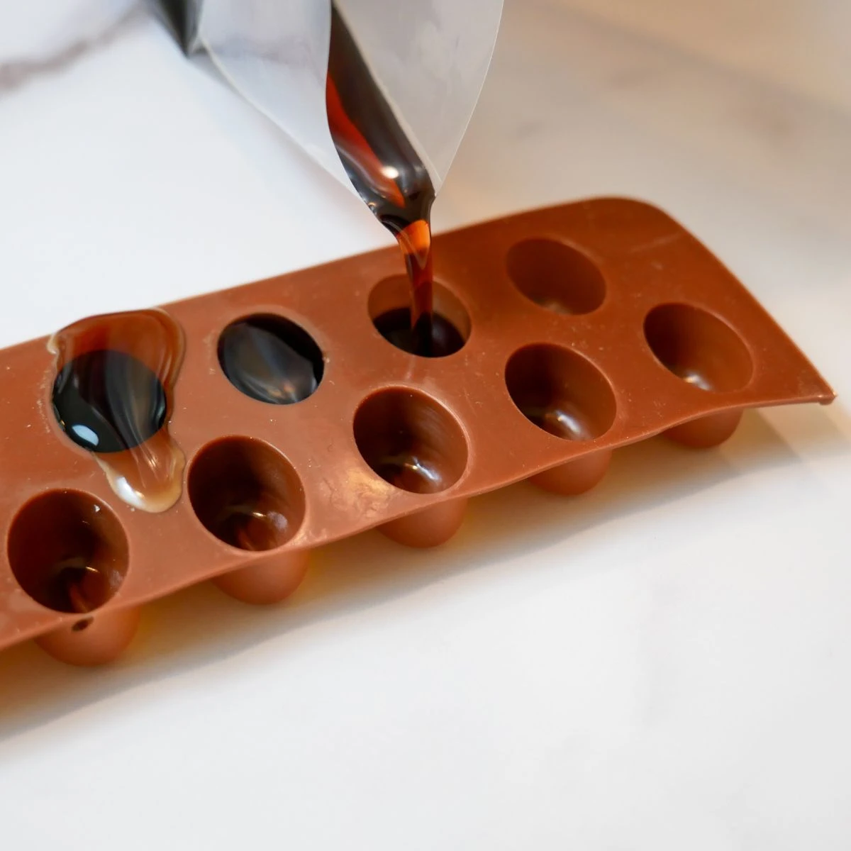 Espresso Martini Candle Kit 6 Espresso Martini Candle Kit - Image 4