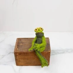 Frog Prince -Ed's plant shop frog prince 555108