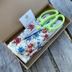 Garden Gift Box - Gloves And Garden Snips -Ed's plant shop garden gift box gloves and garden snips 488866
