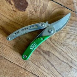 Gardener's Multi-Tool Gift Box - Tool, Case And Sharpener -Ed's plant shop gardeners multi tool gift box tool case and sharpener 138162