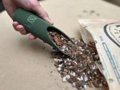 Granola Guy's Scrumptious Soil Scoop -Ed's plant shop granola guys scrumptious soil scoop 213244