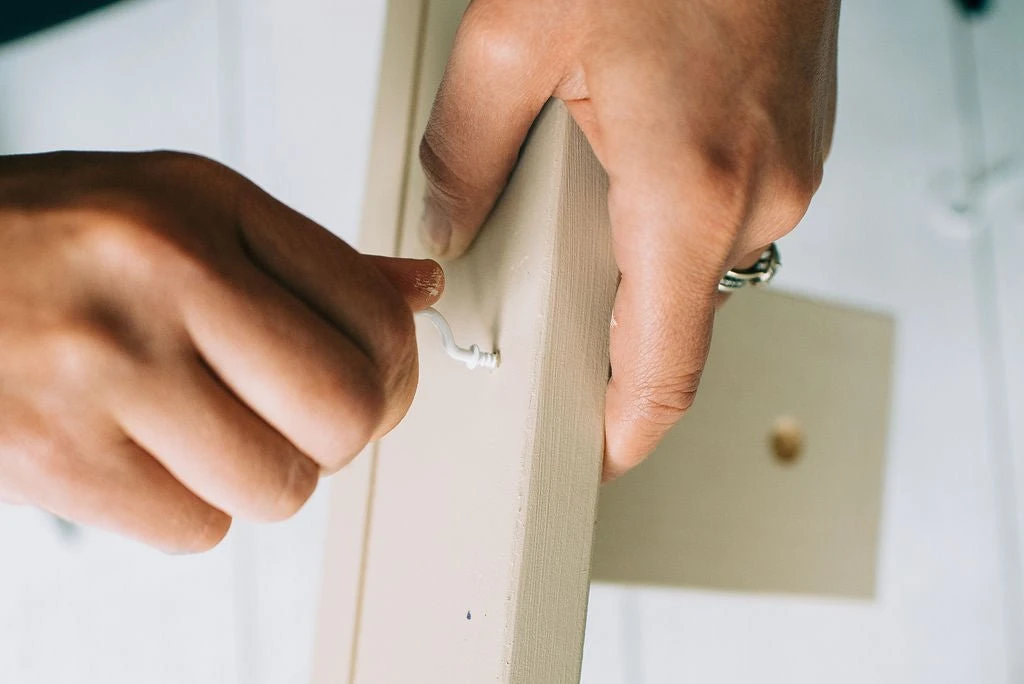 Hanging Mirror Shelf Kit 6 Hanging Mirror Shelf Kit - Image 4