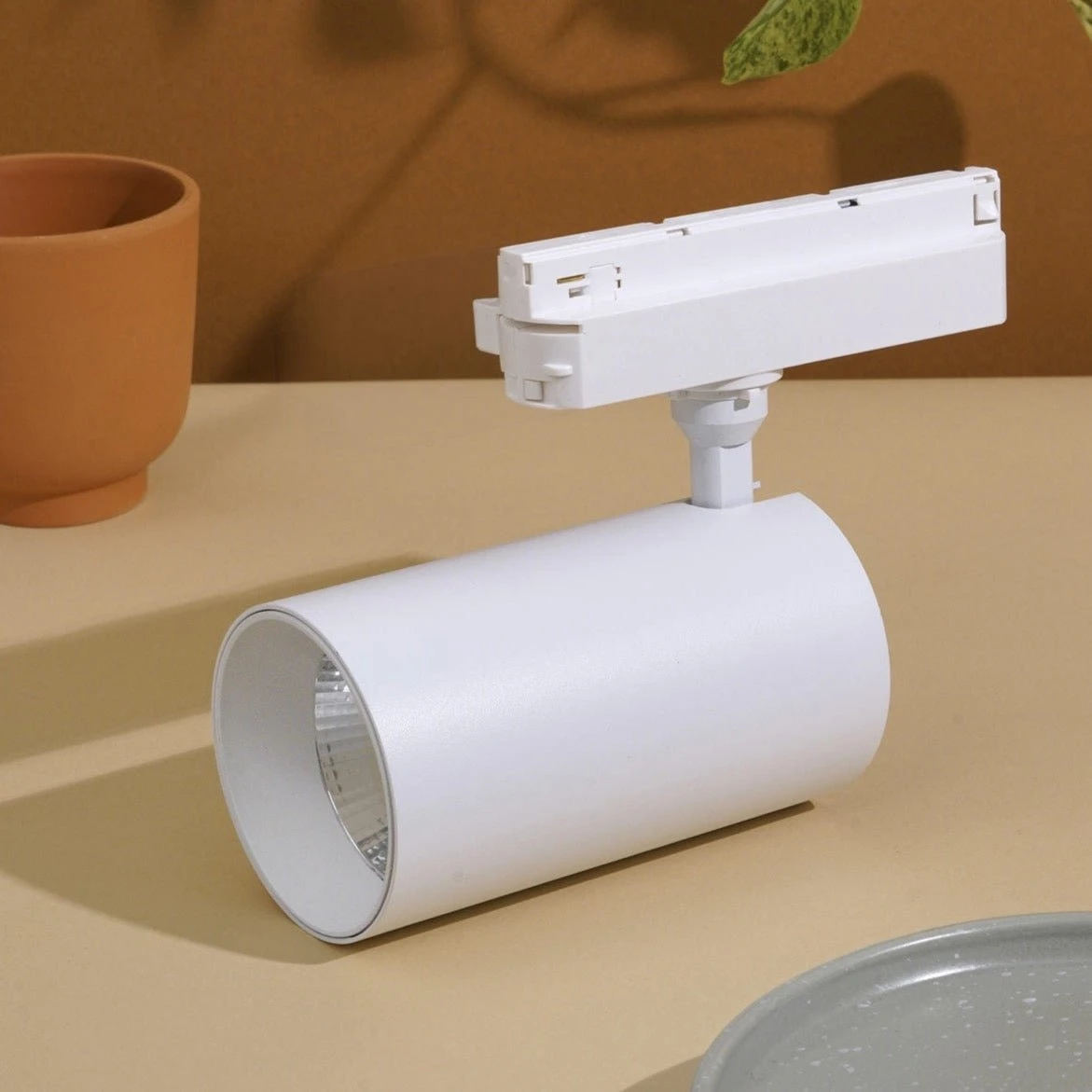 Highland™ LED Track Light System For Indoor Plants 19 Highland™ LED Track Light System For Indoor Plants - Image 17