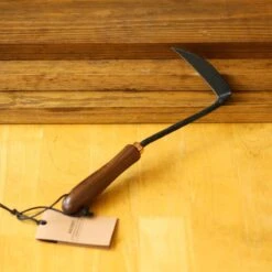 Barebones Japanese Weeding Hoe -Ed's plant shop japanese weeding hoe 350129