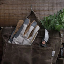 Barebones Leepa Gardening & Weeding Glove -Ed's plant shop leepa gardening weeding glove 660605