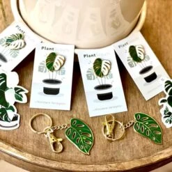 Monstera Leaf Pin -Ed's plant shop monstera leaf pin 357841