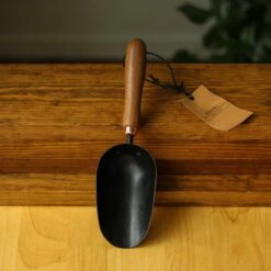 Barebones Oversized Garden Scoop With Walnut Handle 24 Barebones Oversized Garden Scoop With Walnut Handle -Ed's plant shop oversized garden scoop with walnut handle 803174
