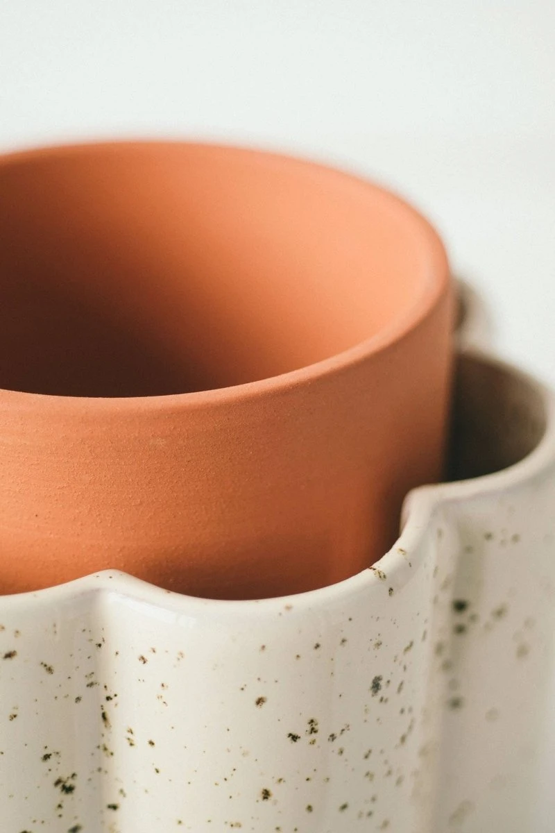 Paula Self-Watering Planter Pot – Speckled White 5 Paula Self-Watering Planter Pot – Speckled White - Image 3