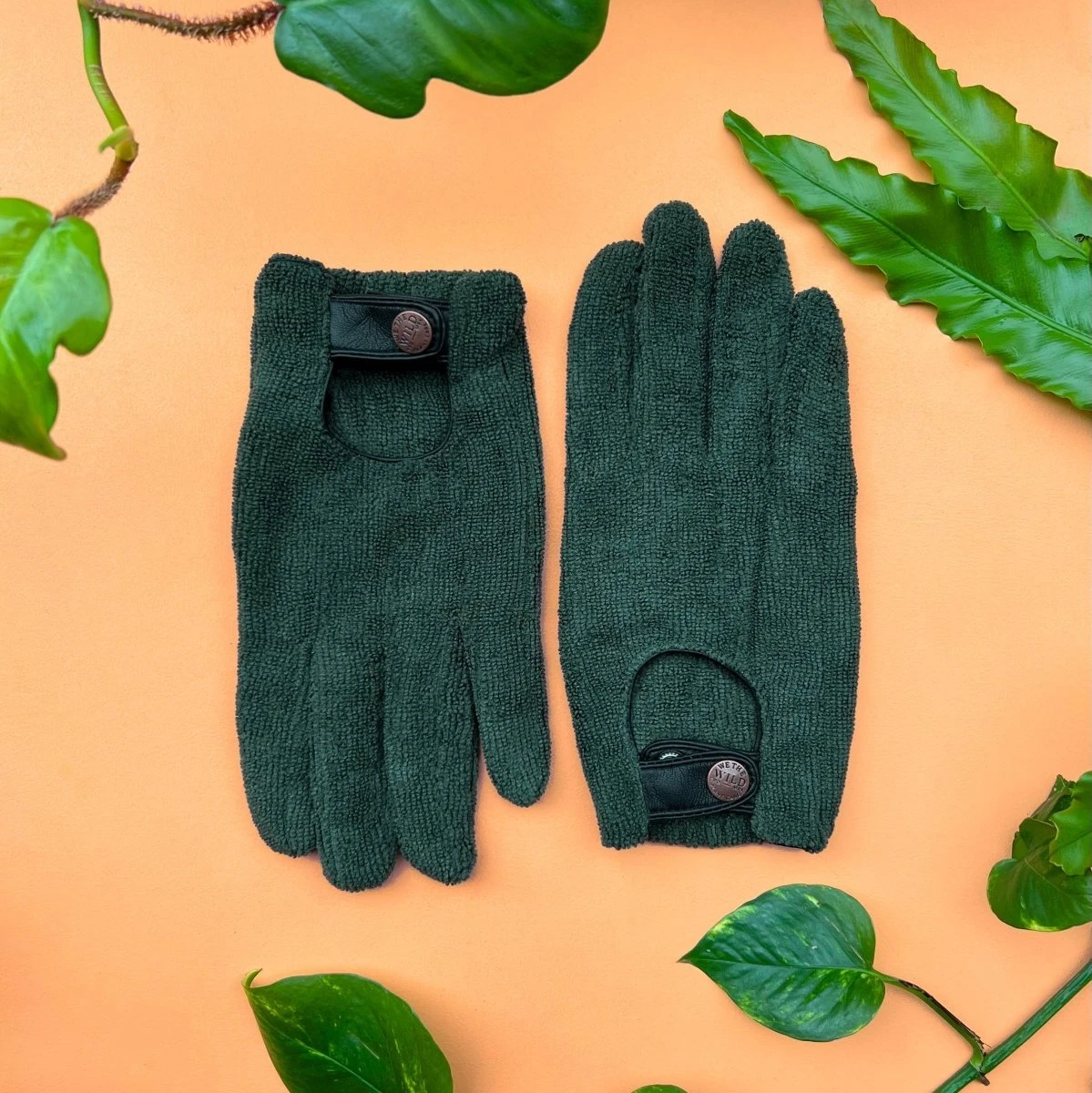 Plant Cleaning Gloves - Reusable Microfiber Leaf Care Gloves 3 Plant Cleaning Gloves - Reusable Microfiber Leaf Care Gloves