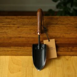 Barebones Spade Garden Hand Trowel – Built For Everyday Gardeners -Ed's plant shop spade garden hand trowel 233720