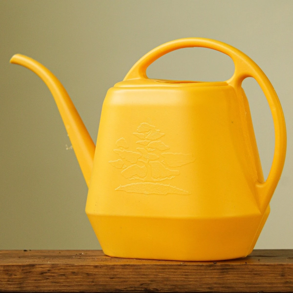 Watering Can Aqua Rite 1.2 Gal. (144 Oz) Earthy Yellow 4 Watering Can Aqua Rite 1.2 Gal. (144 Oz) Earthy Yellow - Image 2